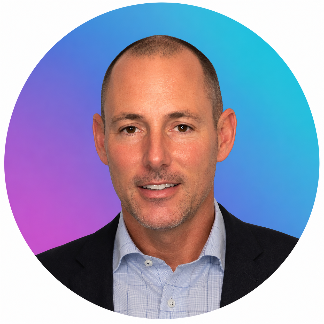 Kevin Gradient Background Headshot