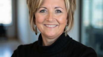 Dana Barnes 