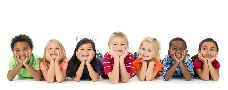 kids with hands on chin